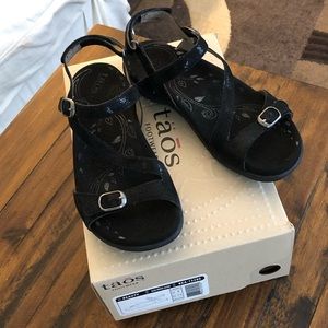 Taos Black Sandals